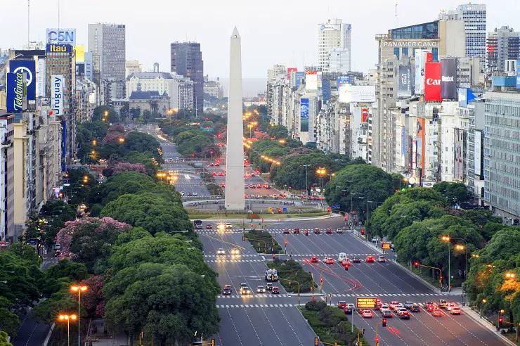 #4 Avenida del 9 de Julio, Buenos Aires (Argentina)