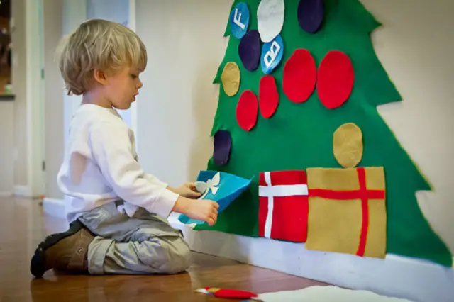 Cinco_ideas_caseras_para_armar_tu_árbol_de_navidad_(Parte _II)