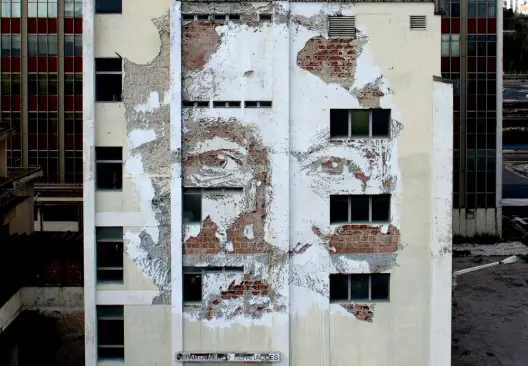 3. Vhils