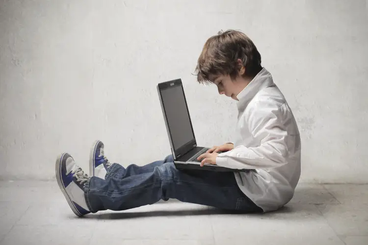los niños tecnologizados El efecto de la internet en los niños
