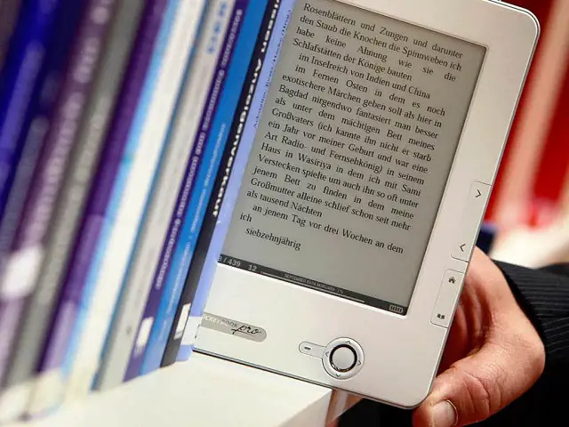libros-digitales-de-papel