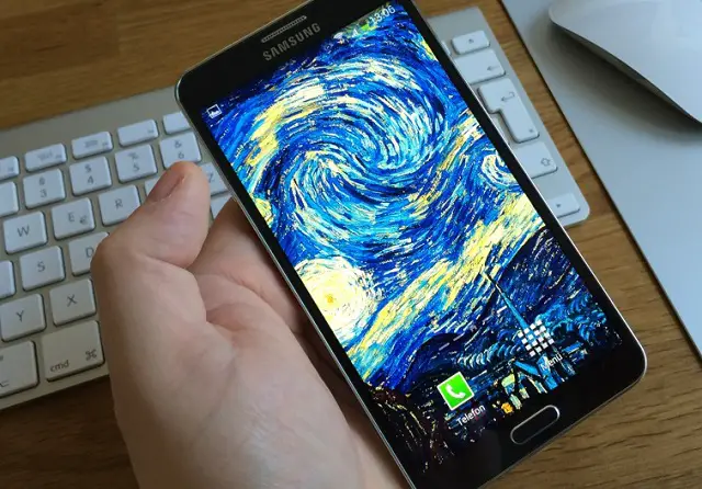 Aplicaciones de Wallpapers para Android (gratis) 1 Muzei te llevará a través de famosas obras de arte.