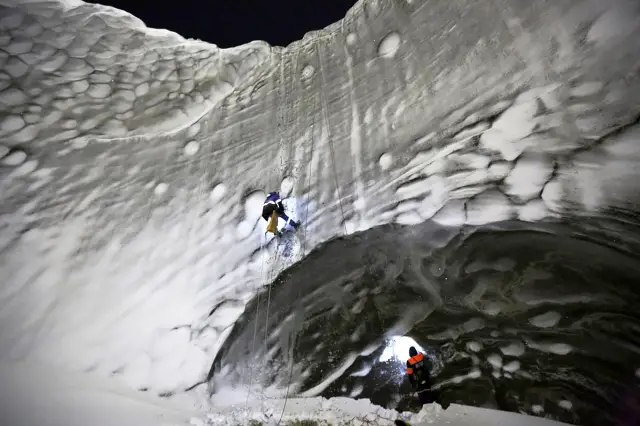 siberia crater 02