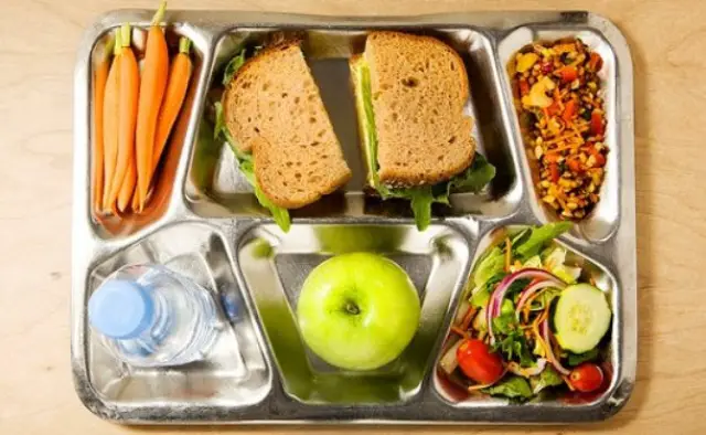 Nutrición: Comer cada 3 o 4 horas Nutrición: Comer cada 3 o 4 horas