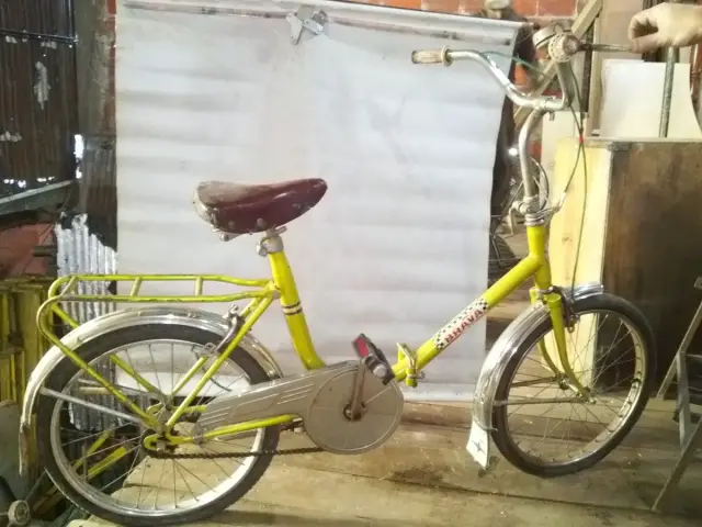 Tipos de bicicletas: Cómo escoger la mejor bici para tí, una lista completa de bicicletas (Parte 2) 4 Antigua Bicicleta Aurorita Plegable