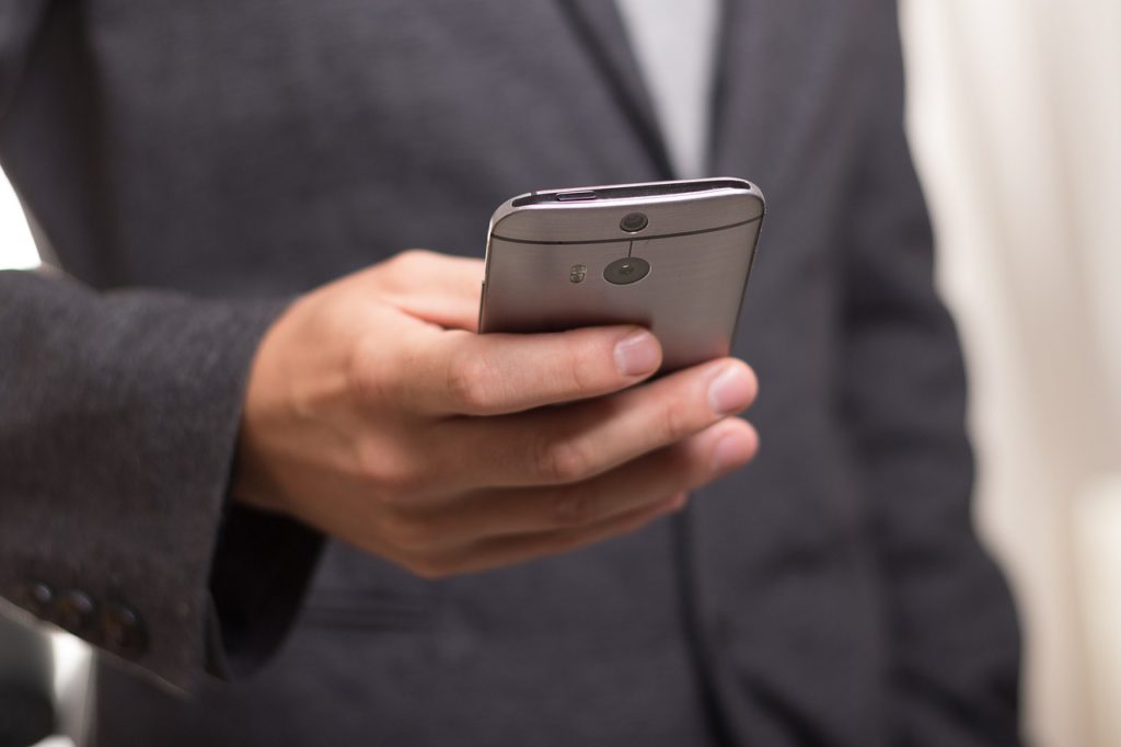 ¿Cómo realizar llamadas por tu celular si viajas a China unos días? 1 4. ¿Puedo hacer llamadas al extranjero?