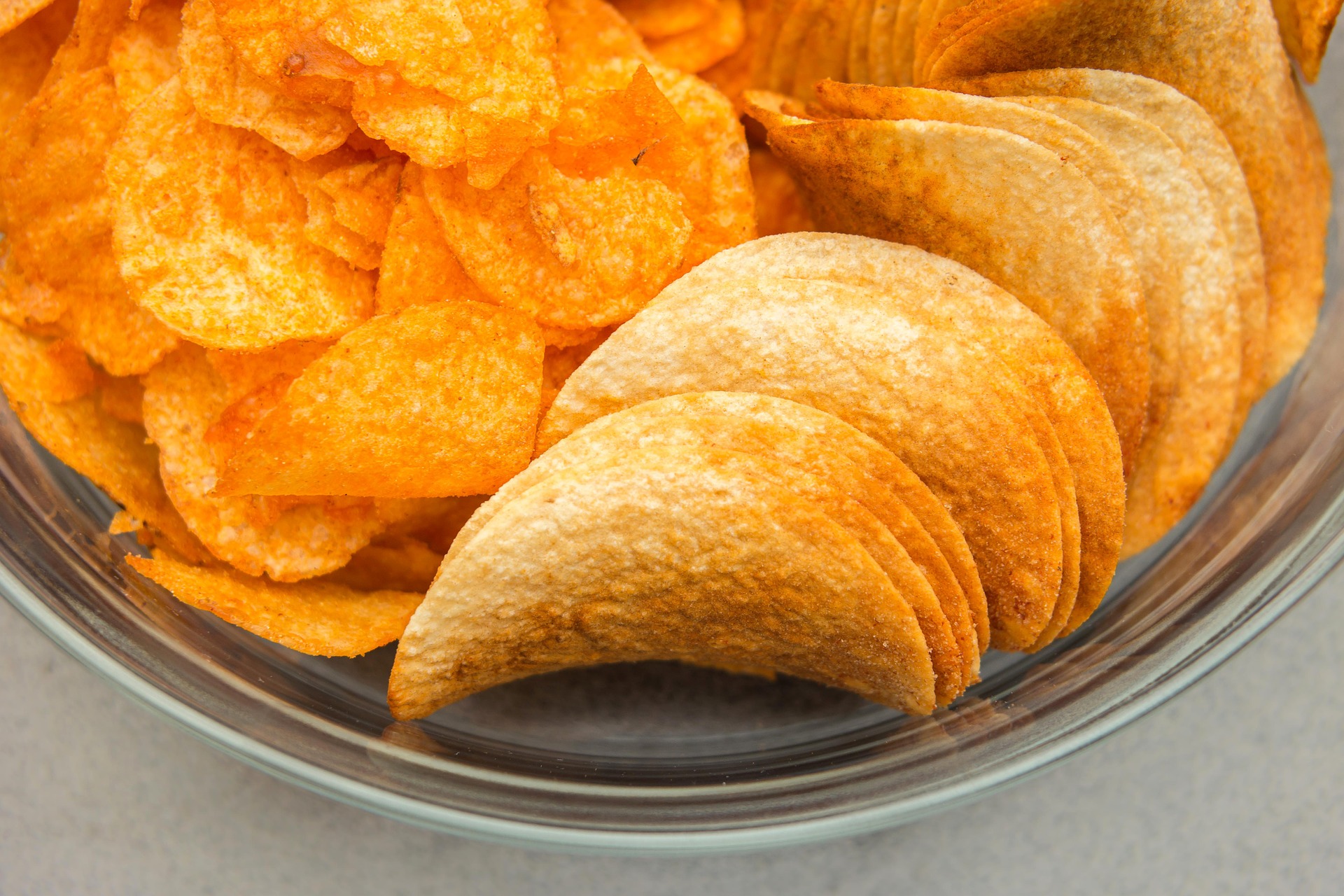 Pequeños hábitos alimenticios que pueden dañar tu salud