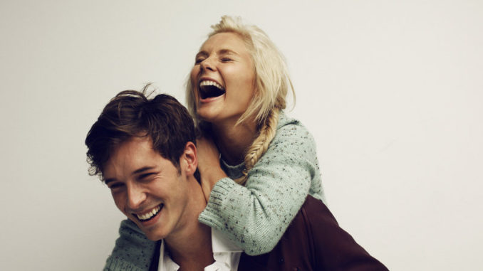 12 beneficios de sonreír que seguramente no sabías 12 beneficios de sonreír que seguramente no sabías