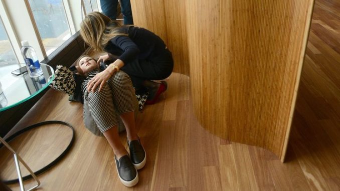 Cómo reaccionar ante un desmayo Cómo reaccionar ante un desmayo