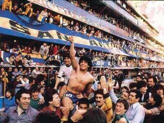 Diego Maradona, futbolistas con el merchandising más caro